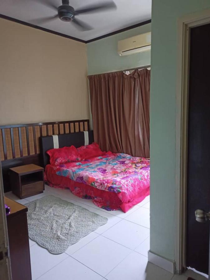 Zous Homestay 万津 外观 照片